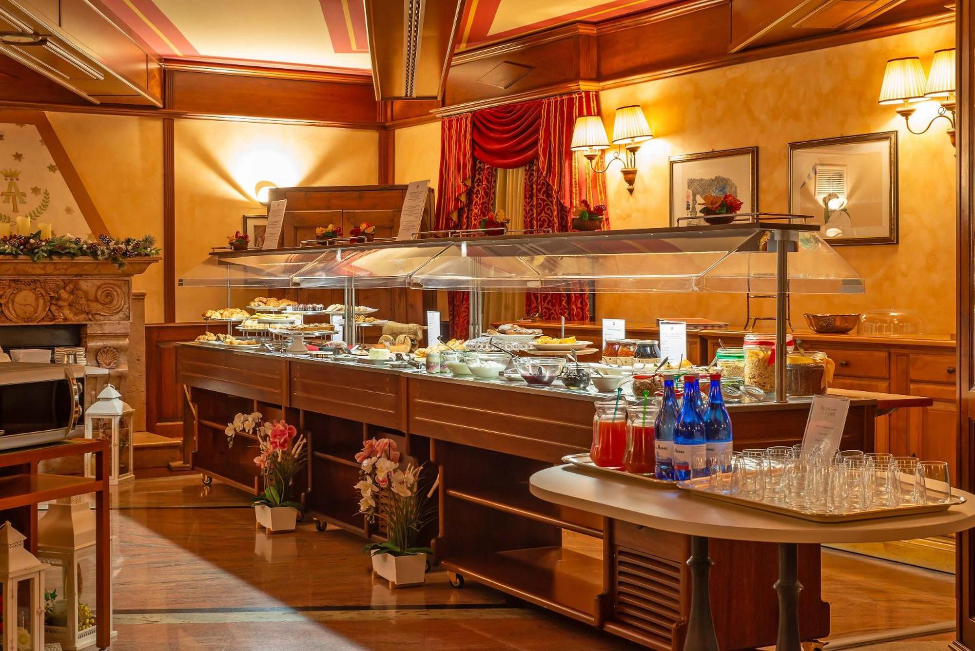 Hotel Relais Du Foyer à Châtillon Extérieur photo