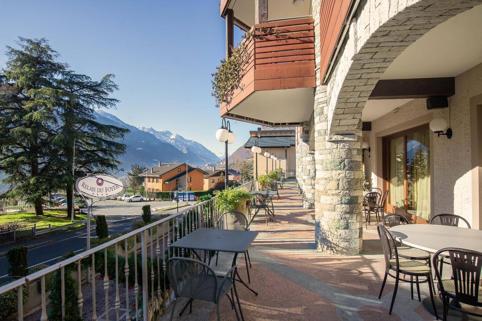 Hotel Relais Du Foyer à Châtillon Extérieur photo