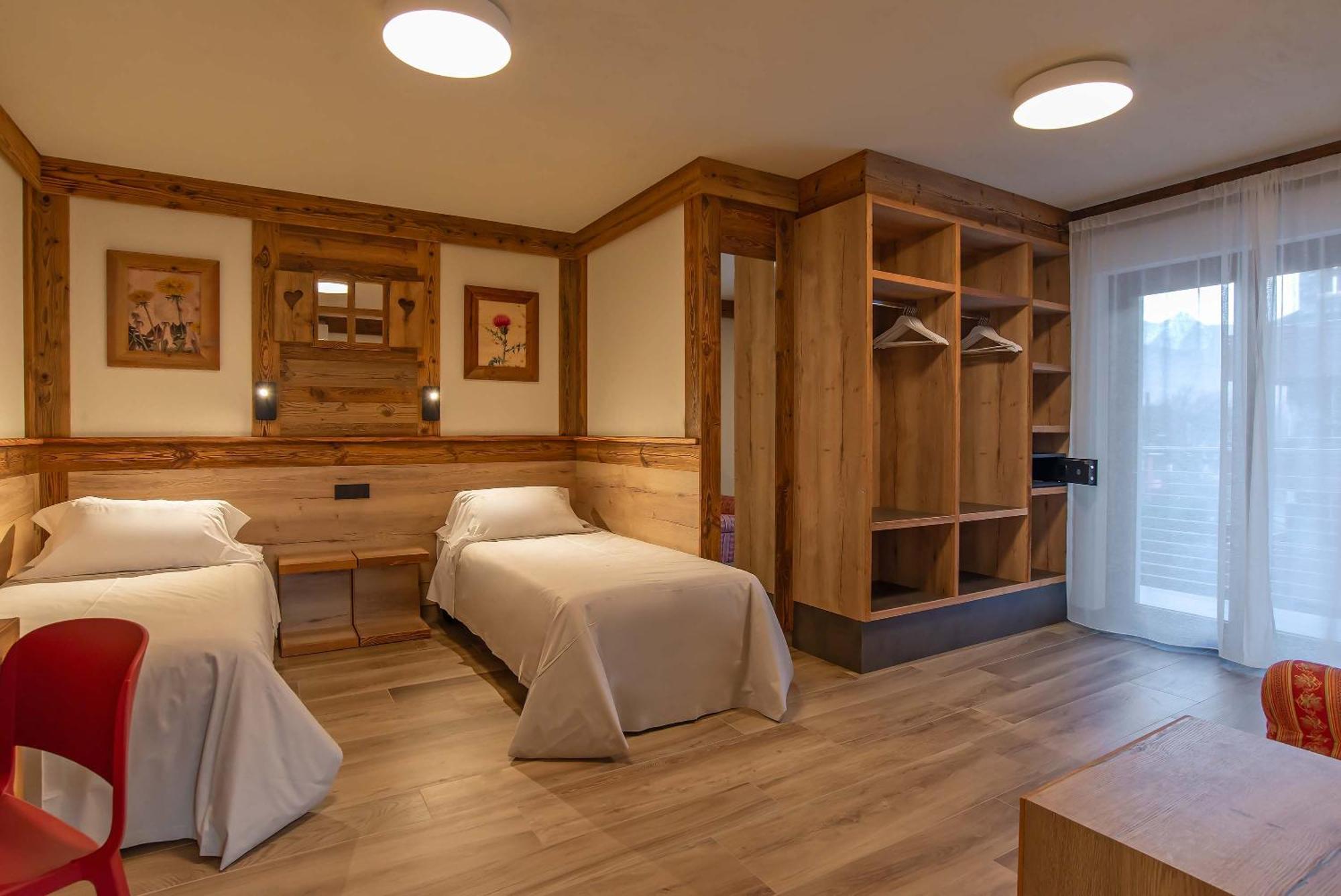 Hotel Relais Du Foyer à Châtillon Chambre photo