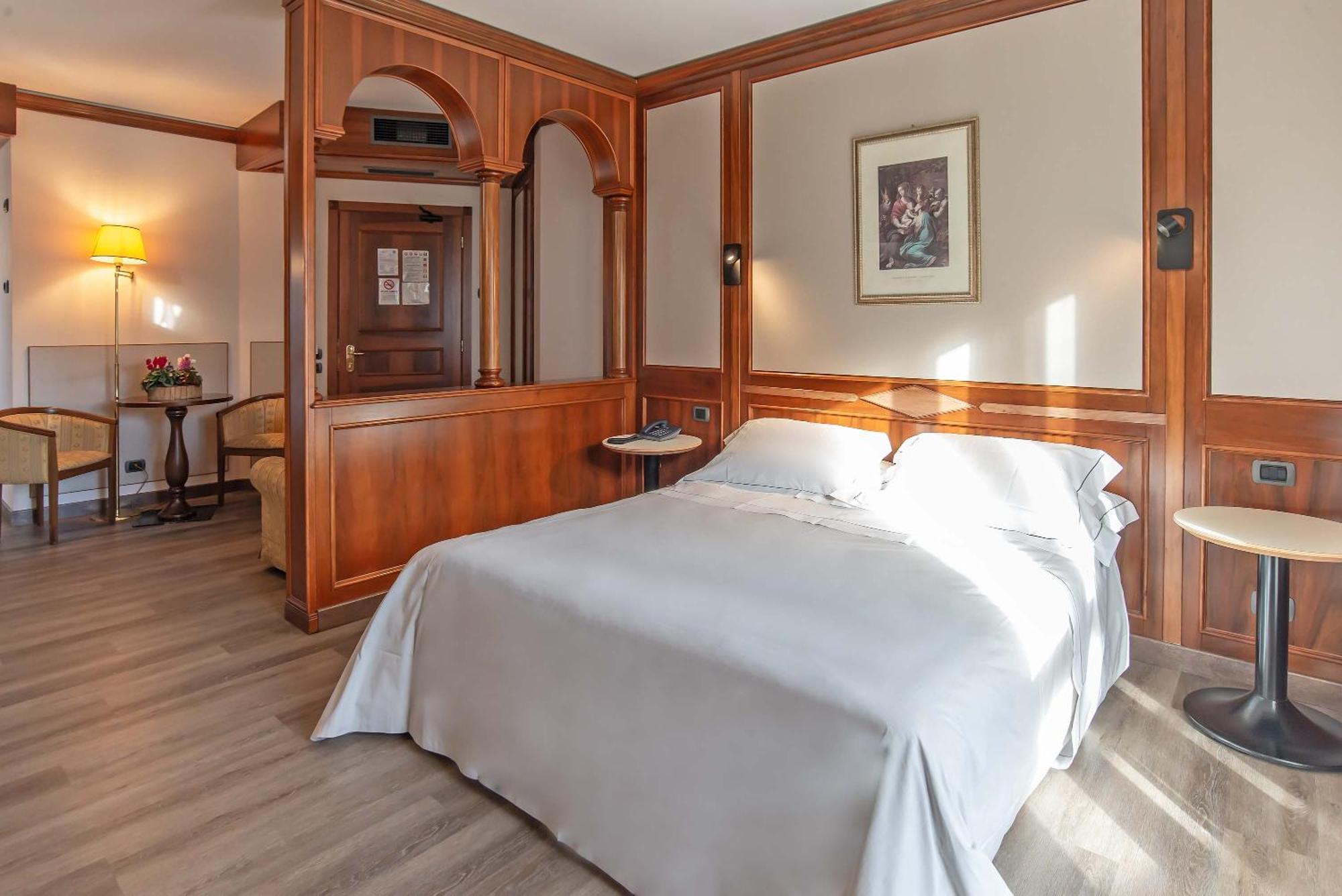 Hotel Relais Du Foyer à Châtillon Extérieur photo